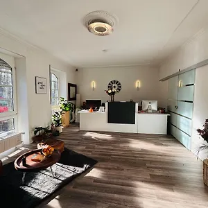 2* Couette-café Bff Airport Messe Schlaf -