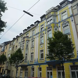 2* Konukevi Gaestehaus Grupello